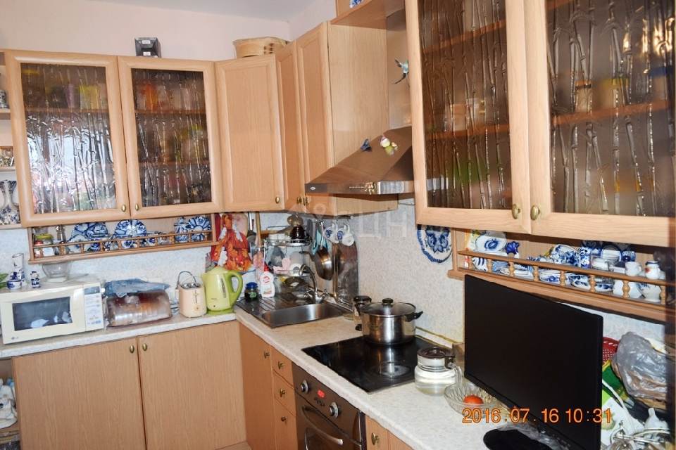 Фотография: продажа двухкомнатная квартира, Саров, улица Менделеева, 74 - фото 1 из 8